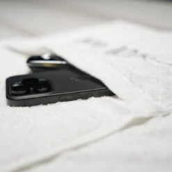 Gym Towel W/Pocket -Urban Carry Store 02AE58A1 0646 4F06 8B29 97BD864ADB8F cfede855 4df2 4cac bdb1 59615fe93f15