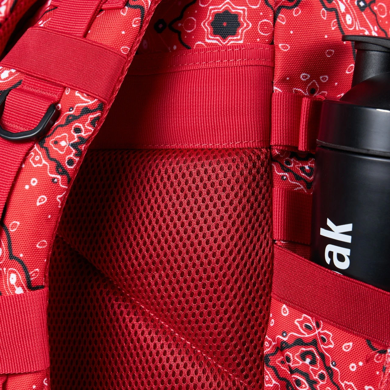 25L Backpack Red Bandana 19 25L Backpack Red Bandana - Image 17