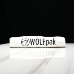 Gym Towel W/Pocket -Urban Carry Store 7CF9F78D CCBE 41FF 8C07 B881D2ED9329 c97cbfde 6350 4e94 8778 e22cfb4c2ec6