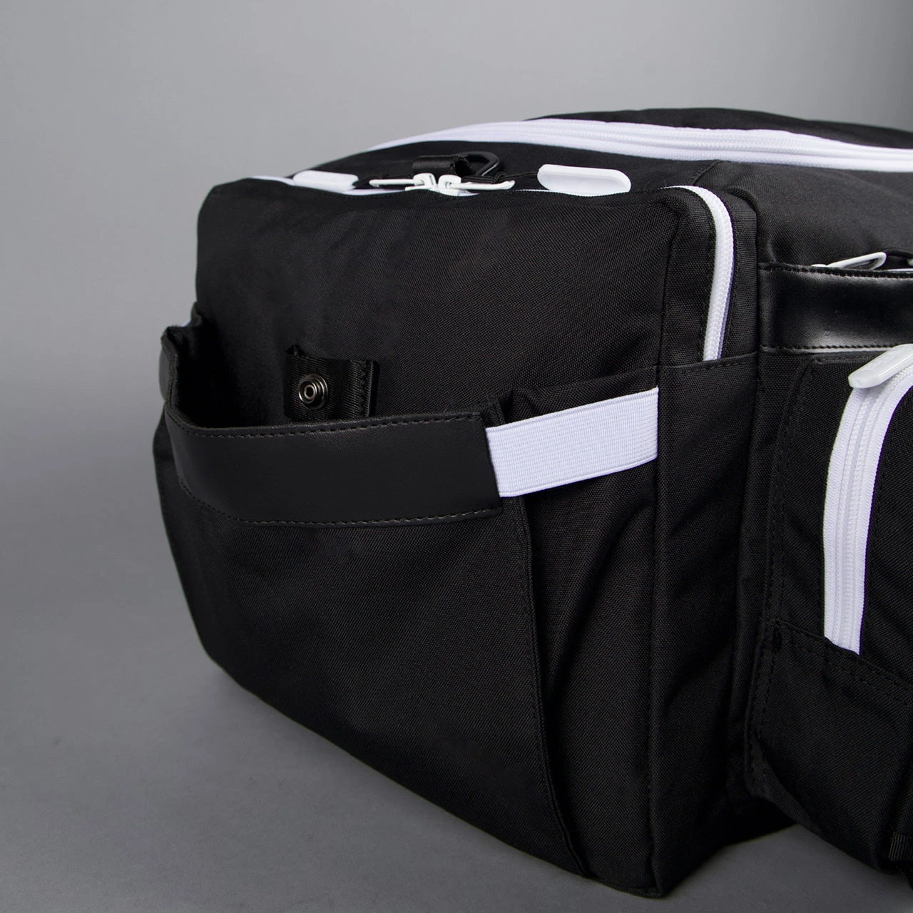 40L Ultimate Duffle Bag Alpha Black White Accents 21 40L Ultimate Duffle Bag Alpha Black White Accents - Image 19