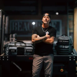 40L Ultimate Duffle Bag Iron Gray -Urban Carry Store B1FDD4E2 6CBD 4BF5 9070 AE276870282E