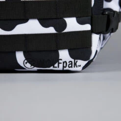 35L Black White Cow Print Meal Prep Management -Urban Carry Store F4D1A7ED B95C 447B 9A7A 564719CC56D4