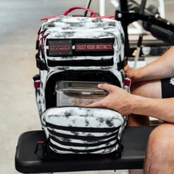 45L Timber Wolf Savage Red Meal Prep Management -Urban Carry Store image 3ee962b4 16e0 4b40 b9cb 5339837d2711